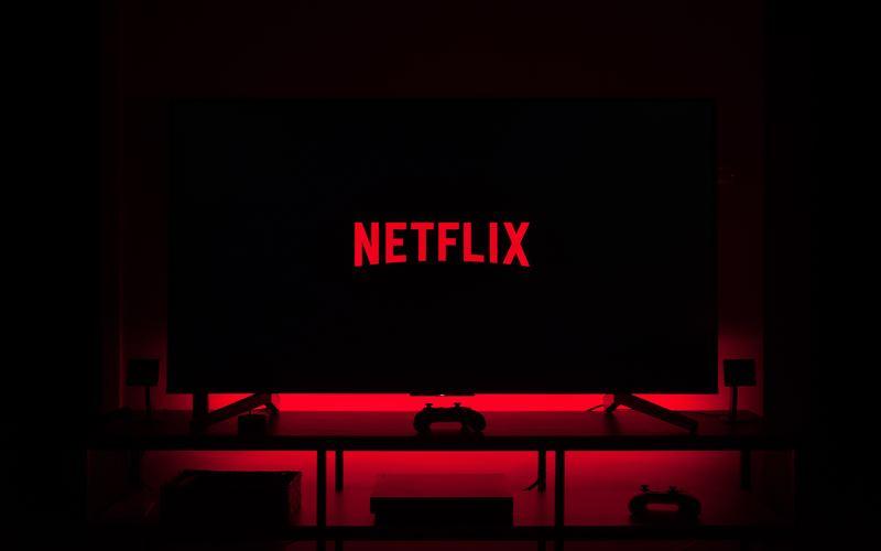 How To Watch Netflix in Picture in Picture on iPhone And Android
