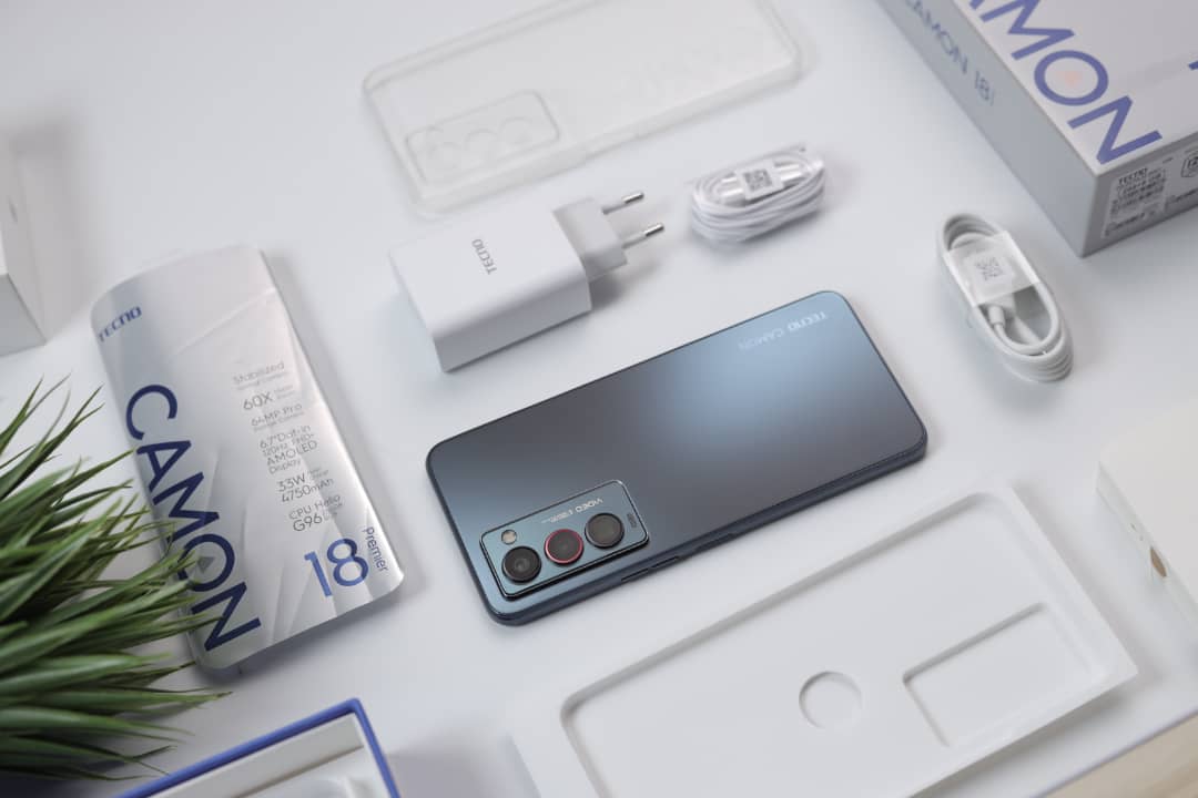 CAMON 18 Premier vs CAMON 17 Pro: Take Your Pick!